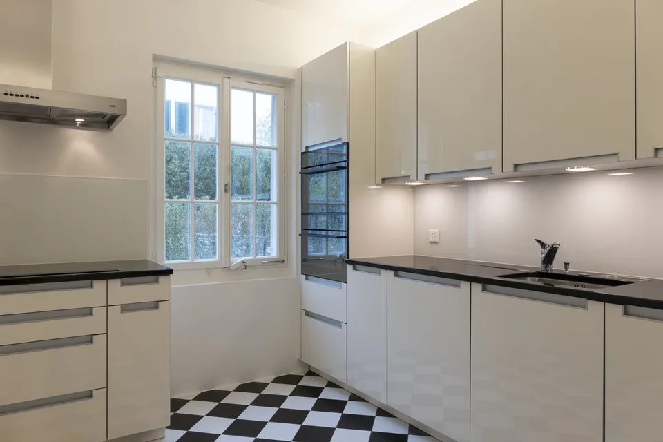 Villa am Zürichberg mit Blick auf die Stadt, See und Berge – foto 6 di 13