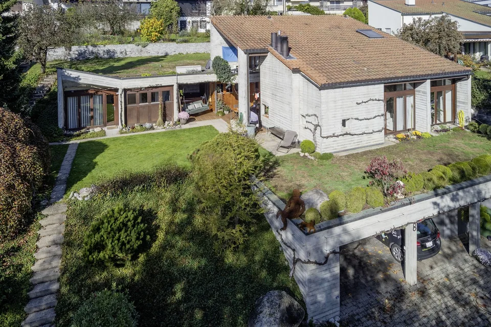Architektenhaus mit Charakter und separatem Studio in ruhiger Wohnlage