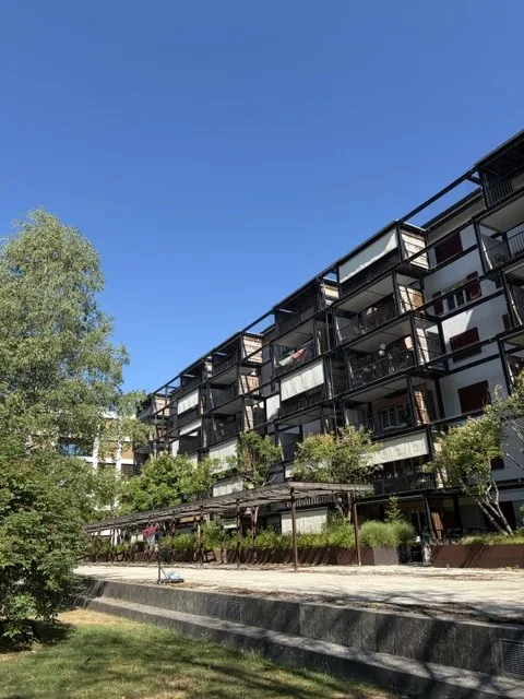 Helle 3-Zimmer-Wohnung mit Balkon und schöner Aussicht in Solothurn