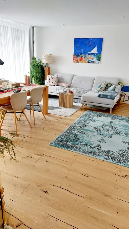 Lichtdurchflutete 2.5-Zimmer-Wohnung mit grossem Südbalkon