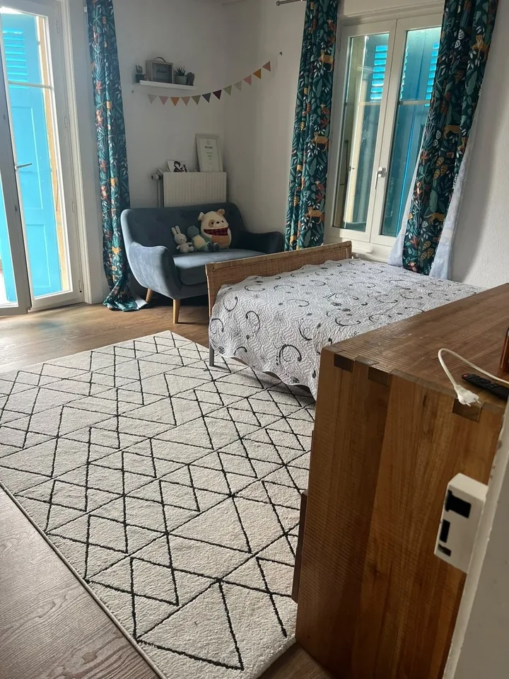 MAISON 6½ PIÈCES À LA NEUVEVILLE (BE), MEUBLÉ, DURÉE DÉTERMINÉE – Foto 8 von 20