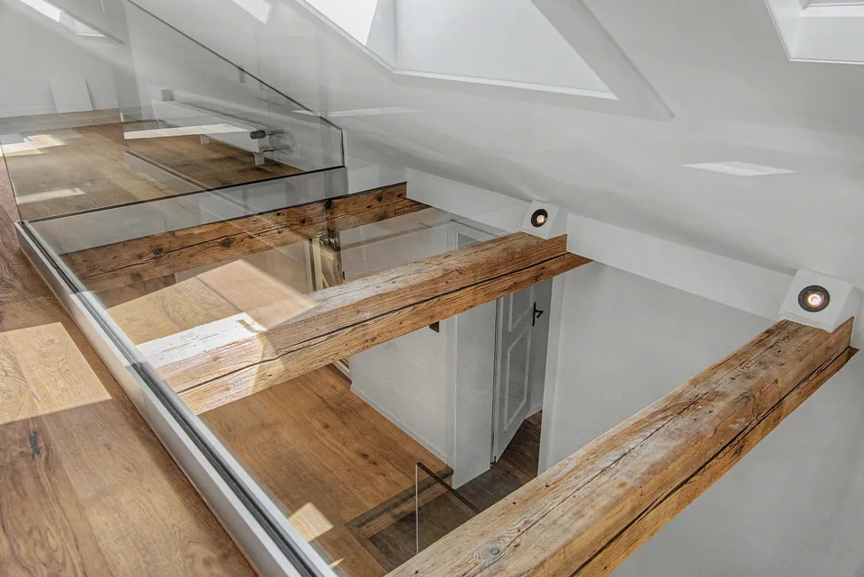 Exklusive Triplexwohnung in Köniz
