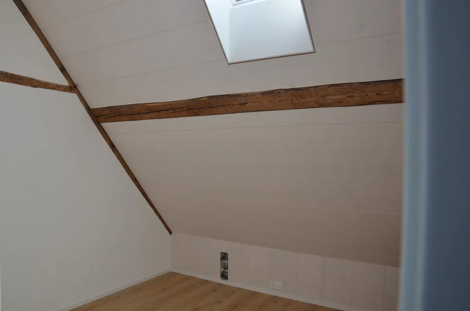 charmante Attika 2.5-Zimmer-Wohnung in Bleienbach