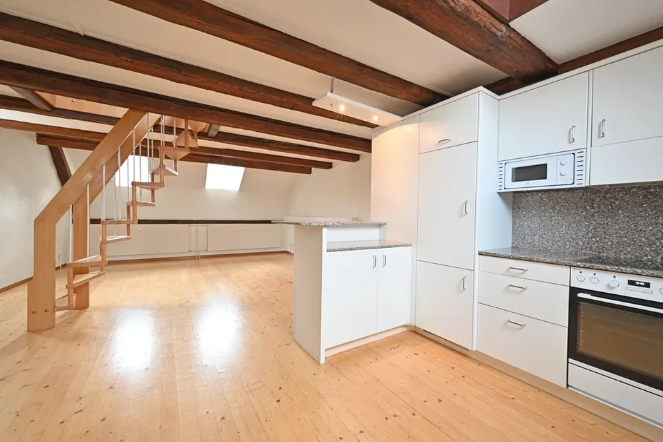 MAISONETTE-WOHNUNG IM HERZEN VON BERN