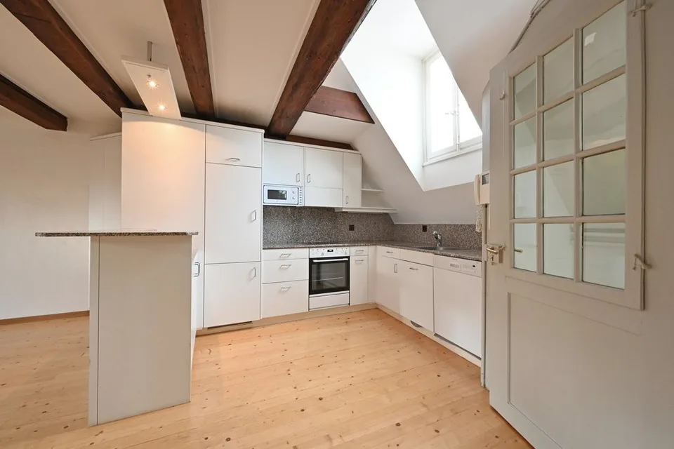 MAISONETTE-WOHNUNG IM HERZEN VON BERN