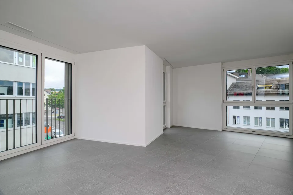Grosszügige, zentral gelegene 2,5 - Zimmerwohnung zu vermieten