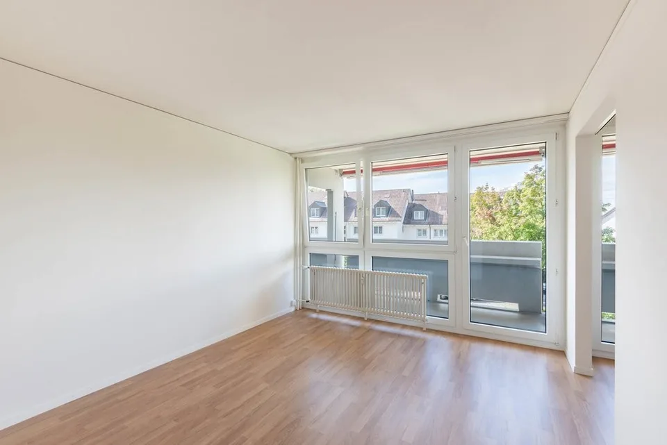 Lichtdurchflutete 4.5 Zimmer-Wohnung