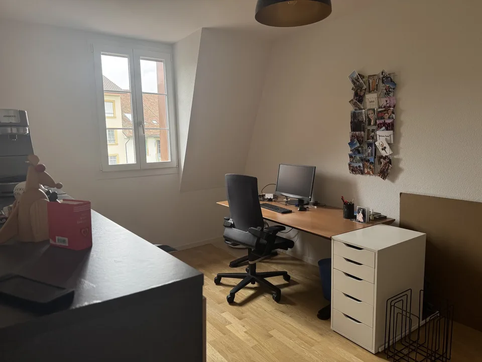 Bel appartement meublé de 3 pièces à Nidau