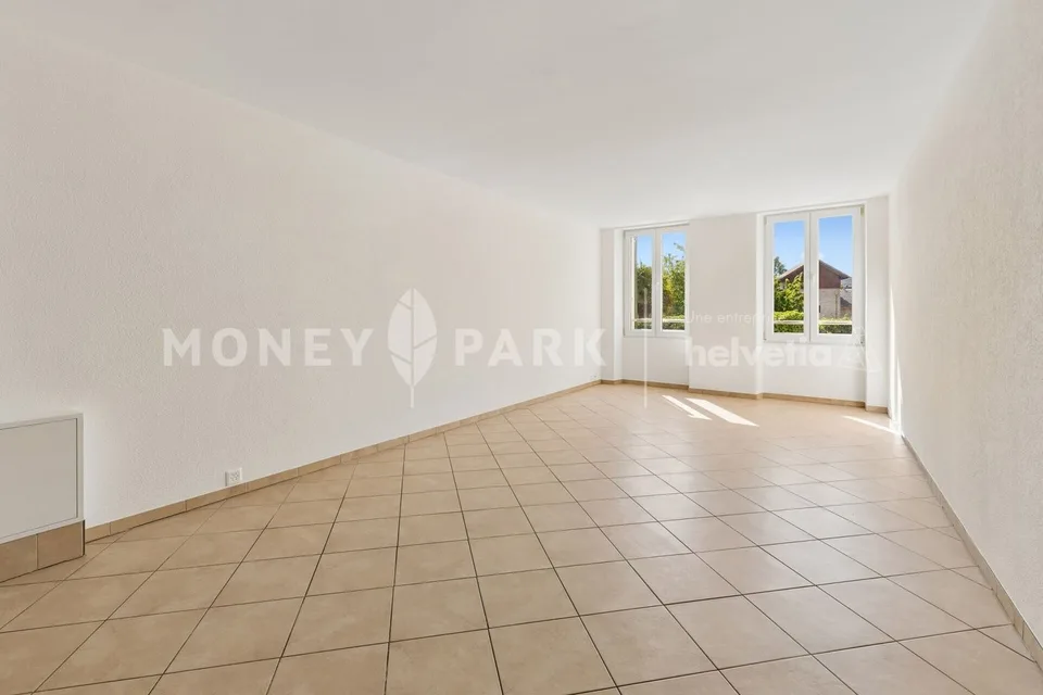 Appartement de 3.5 pièces au centre ville – Foto 2 von 13