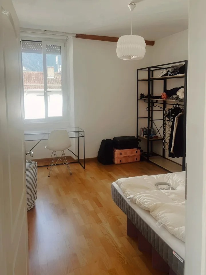 Charming maisonette with mountain views — 2 min from the lake, Clarens (available 01.09.2026)