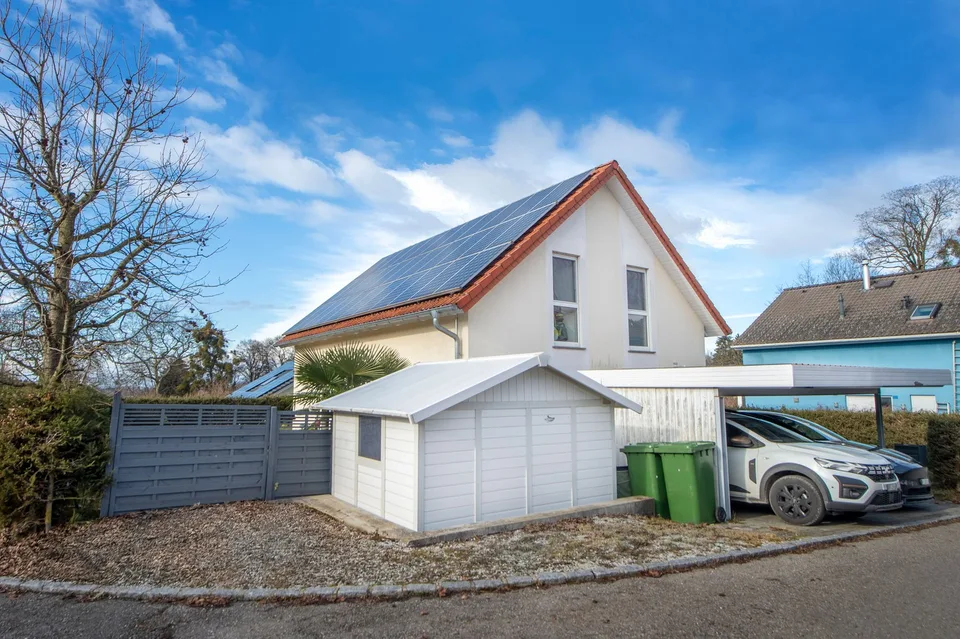 Freistehendes 5.5-Zimmer-Einfamilienhaus mit unschlagbar tiefen Energiekosten – Foto 14 von 14