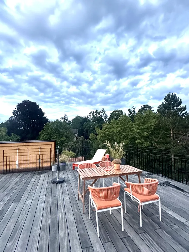 Grosszügige 3.5-Zimmer-Dachwohnung mit privater Dachterrasse