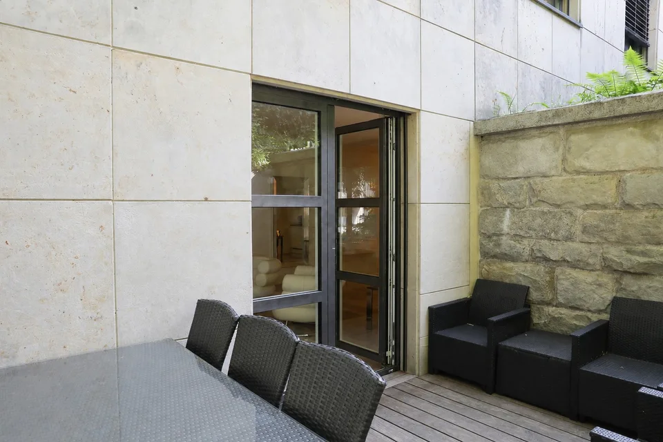 BE12 – Stilvolle 2-Zimmer-Wohnung mit Terrasse an der Bellariastrasse 36, Zürich – Foto 20 von 20