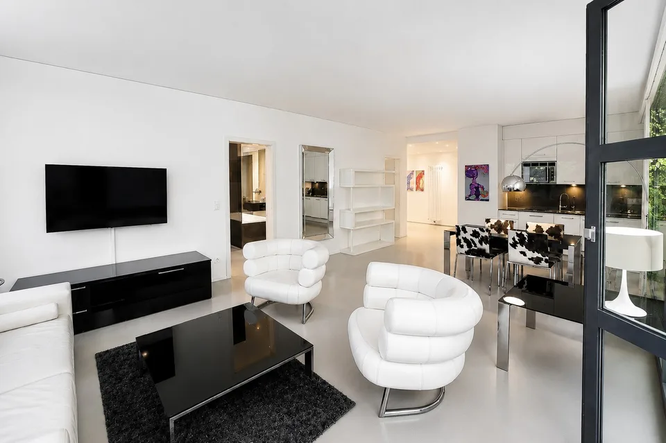 BE12 – Stilvolle 2-Zimmer-Wohnung mit Terrasse an der Bellariastrasse 36, Zürich – Foto 7 von 20