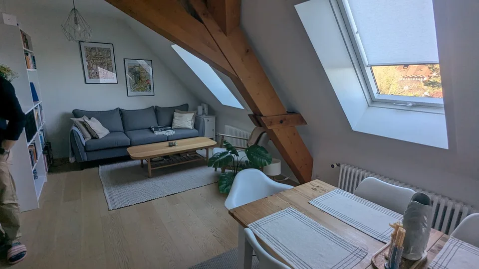helle 4-Zi. Maisonette Whg. in Riehen zu vermieten