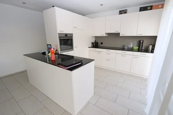 Modernes Wohnen im steuergünstigen Erlinsbach – Hochwertige 4.5-Zimmer-Wohnung nahe Aarau