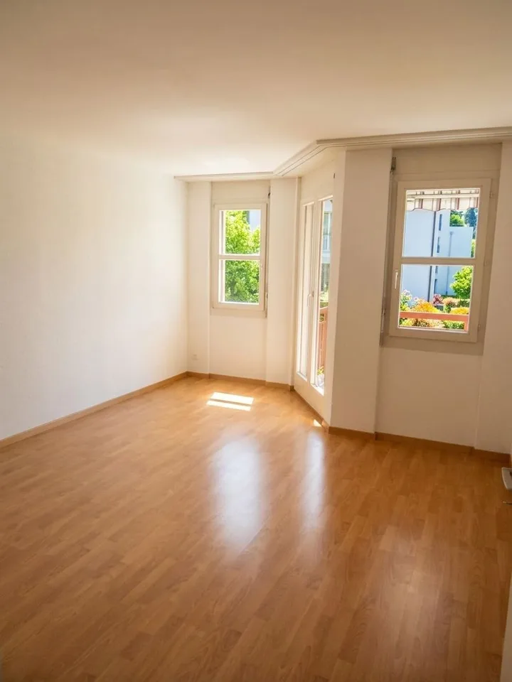 4.5 Zimmerwohnung an zentraler Lage in Rüti