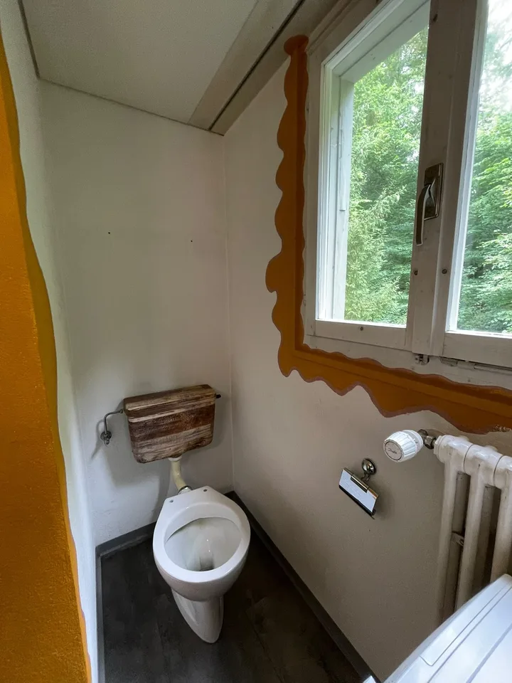 Studentenhaus im Grünen - WG-Zimmer mit grossem Gemeinschaftsgarten - Einfach wohnen. Gemeinsam leben. Garten teilen.