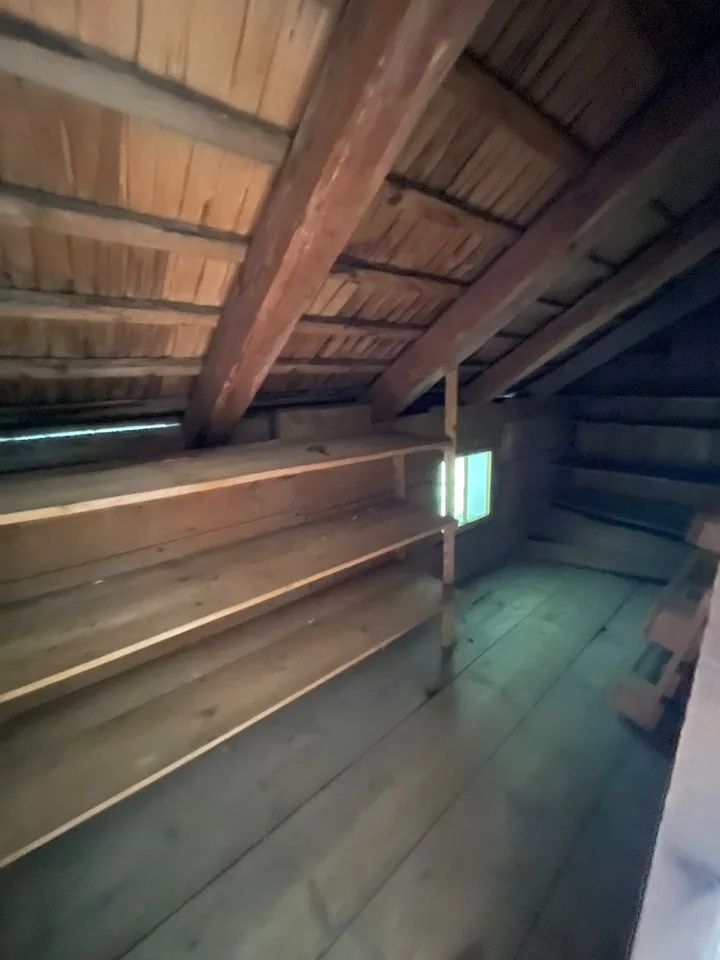 Studentenhaus im Grünen - WG-Zimmer mit grossem Gemeinschaftsgarten - Einfach wohnen. Gemeinsam leben. Garten teilen.