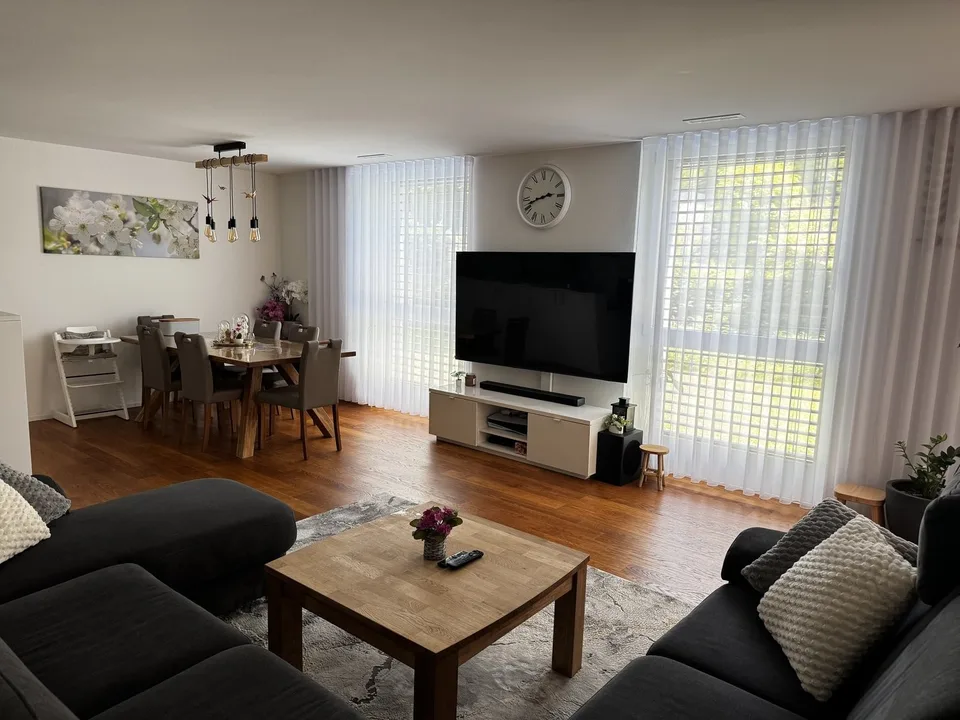 Moderne, familienfreundliche 5 1/2-Zimmerwohnung