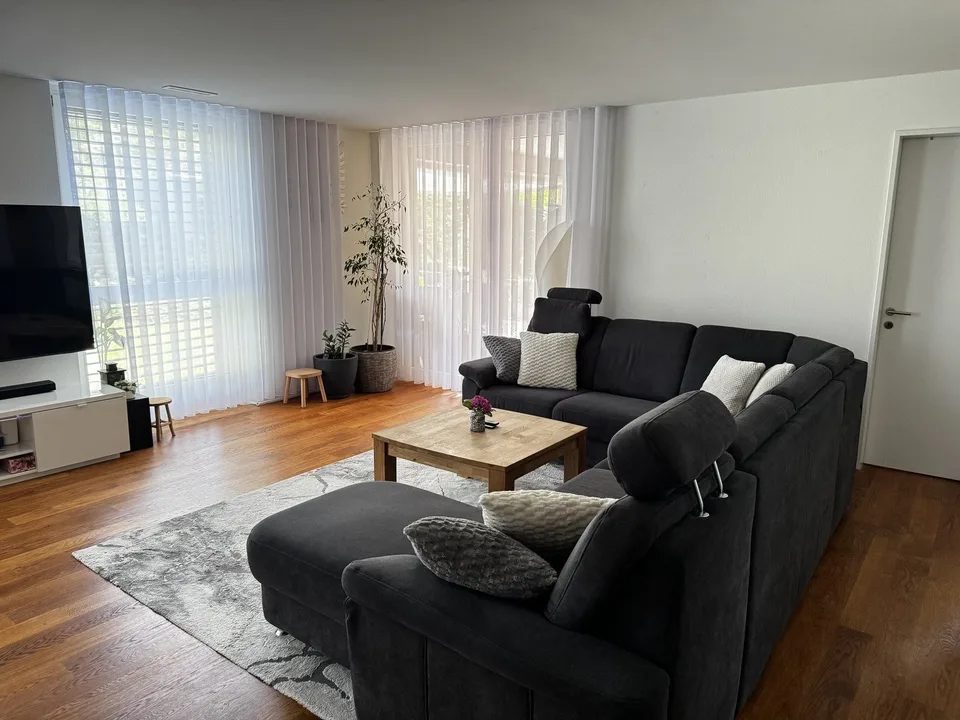 Moderne, familienfreundliche 5 1/2-Zimmerwohnung