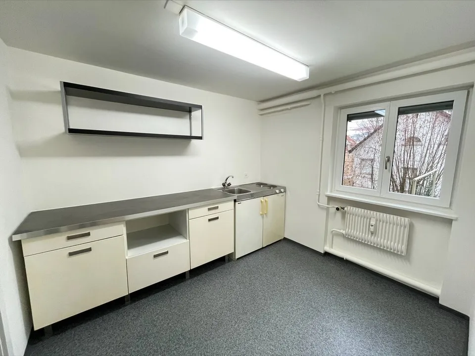 An sonniger, ruhiger Lage- Singelwohnung am Rosenberg!