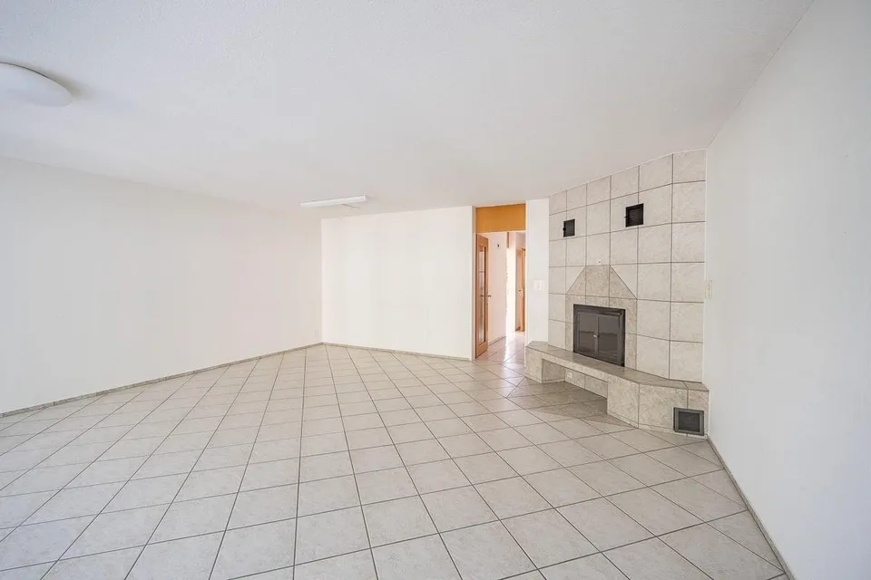 4.5-Zi. Reiheneinfamilienhaus an ruhiger Lage (Baurecht)