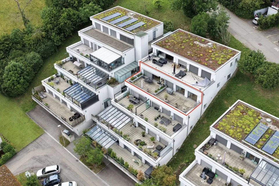 TRAUMHAFTE TERRASSENWOHNUNG MIT ALPENPANORAMA