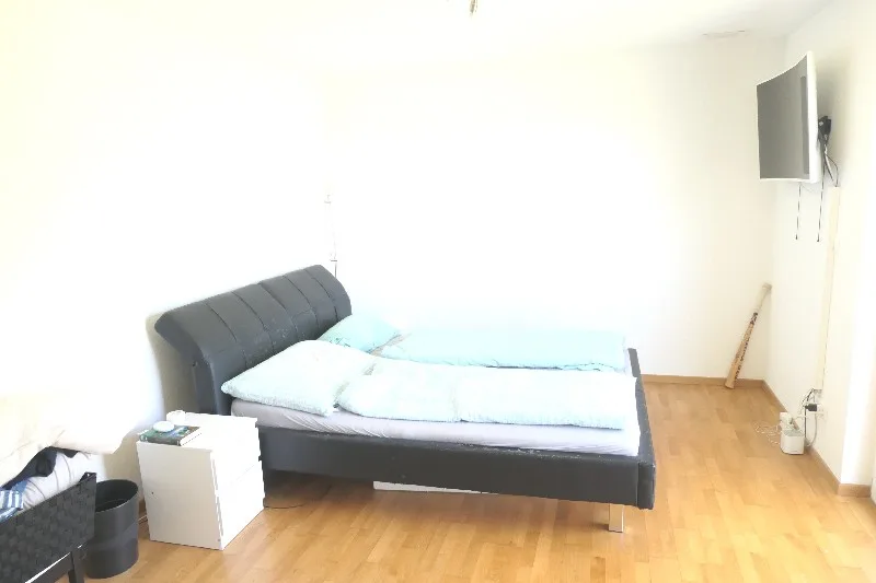 Grosszügige 5.5-Zimmer-Minergie-Wohnung mit rund 35 m² Balkon, zwei Bädern und Lift