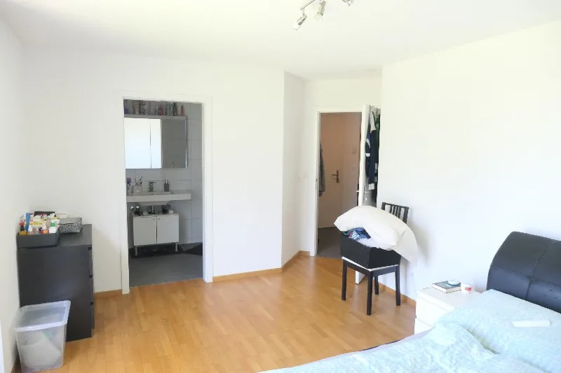 Grosszügige 5.5-Zimmer-Minergie-Wohnung mit rund 35 m² Balkon, zwei Bädern und Lift