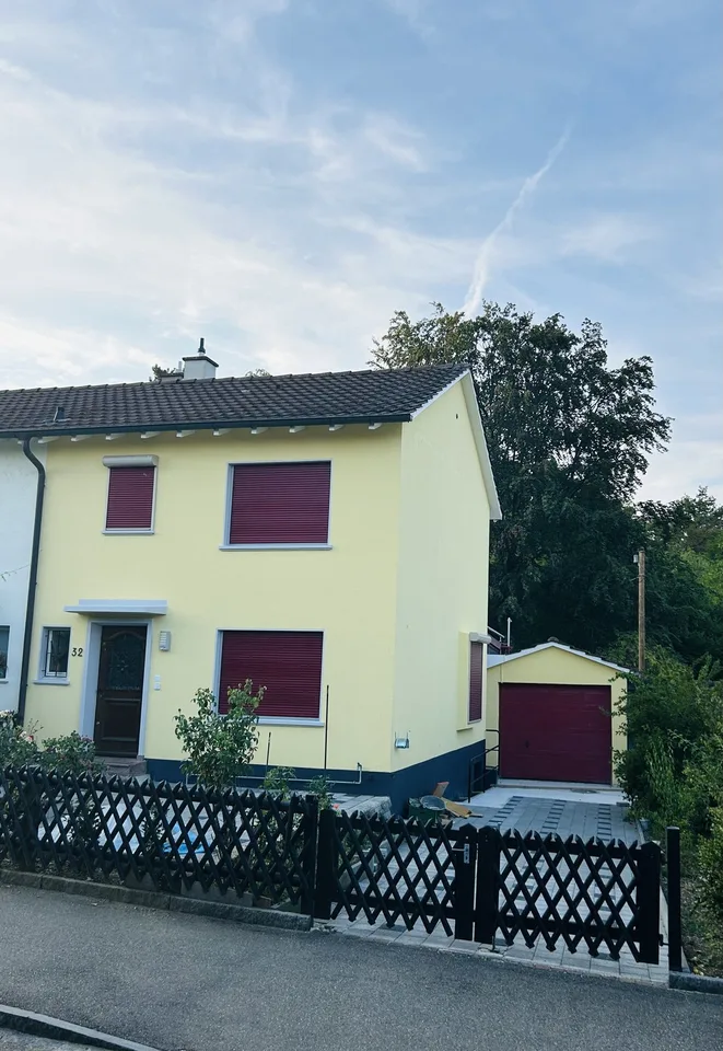 Gemütliches Einfamilienhaus mit Wintergarten in Reinach