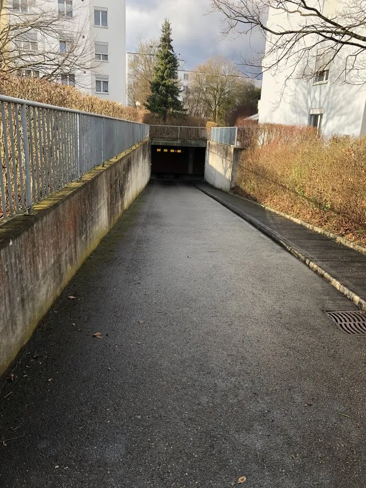 Tiefgarage in Oberentfelden mieten