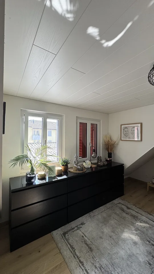 Helle, gemütliche DG Wohnung sucht Nachmieter zum 31.10