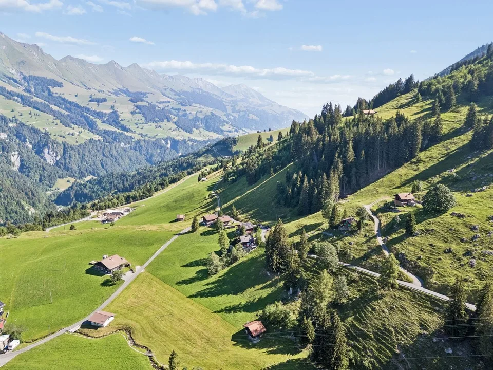 Bauland in der Ferienzone Achseten – Foto 6 von 7