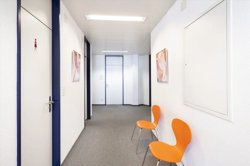 Ihre neues Büro im ersten Gebäude an der Bahnhofstrasse in Buchs
