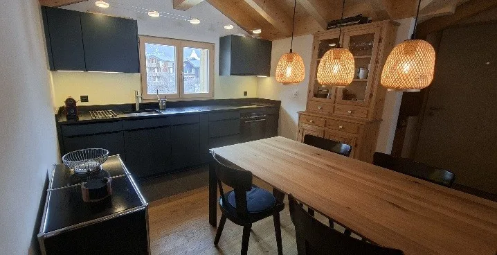 3 1/2 Zimmer Dachwohnung in Obergesteln zur Saisonmiete (Mai-Okt)
