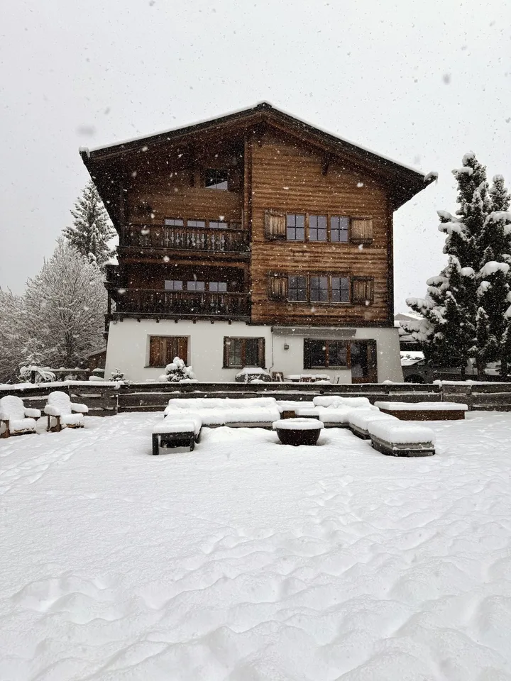 Ferienwohnung in Laax | Wintersaison 2026/27 | 6–8 Personen
