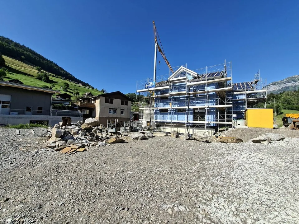 DEIN TRAUMHAUS IM GRÜNEN PARADIES