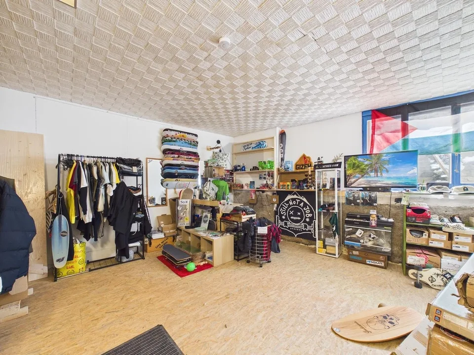 SONNIGES ATELIER MIT GUTER ZUFAHRT