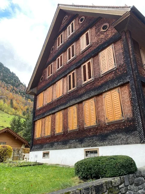 Ferienwohnung 3.5 Zimmer zu vermieten in Isenthal (Uri ) Ruhe Natur und Erholung