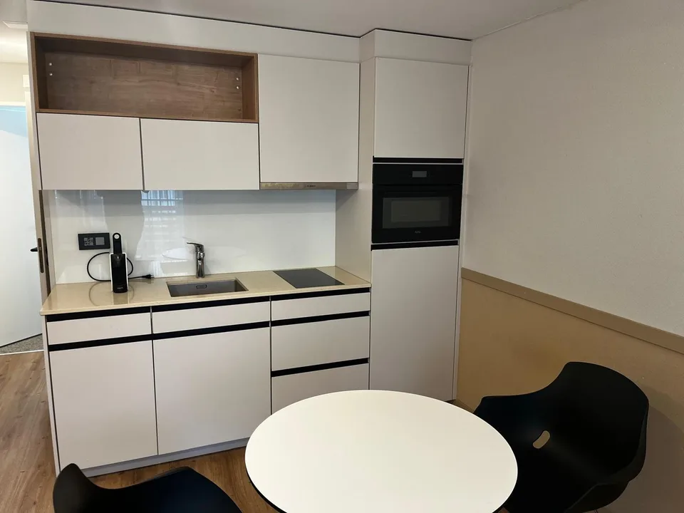 Furnished Studio By Rehab Clinic Valens