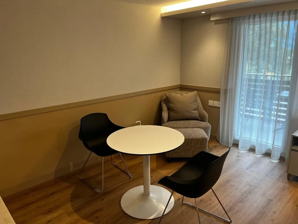Furnished Studio By Rehab Clinic Valens