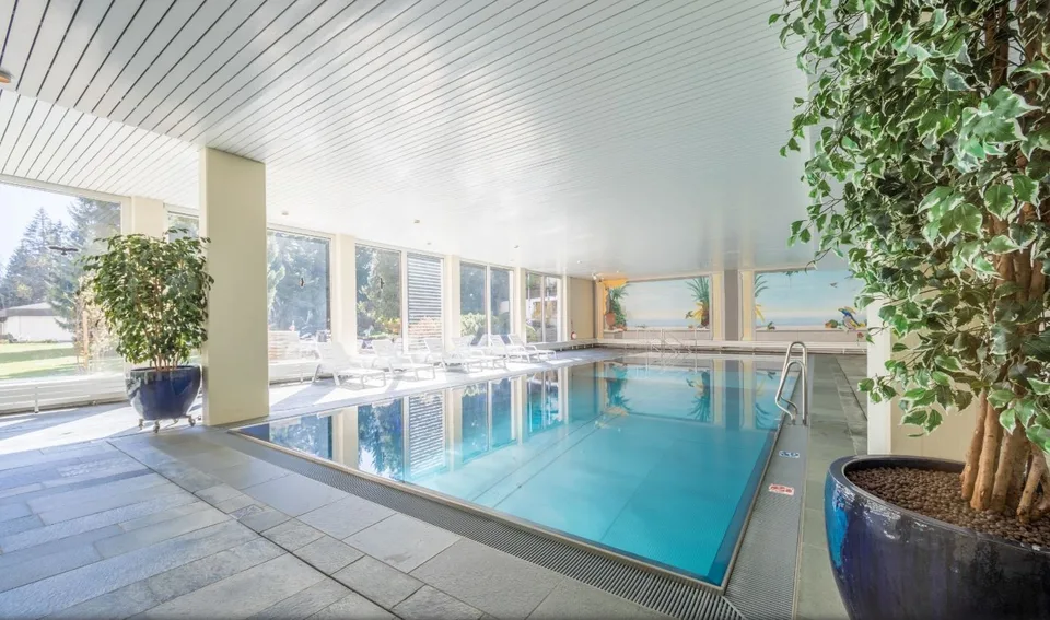 Charmante Einzimmerwohnung im Rancho Laax – möbliert mit Spa-und Freizeitzugang
