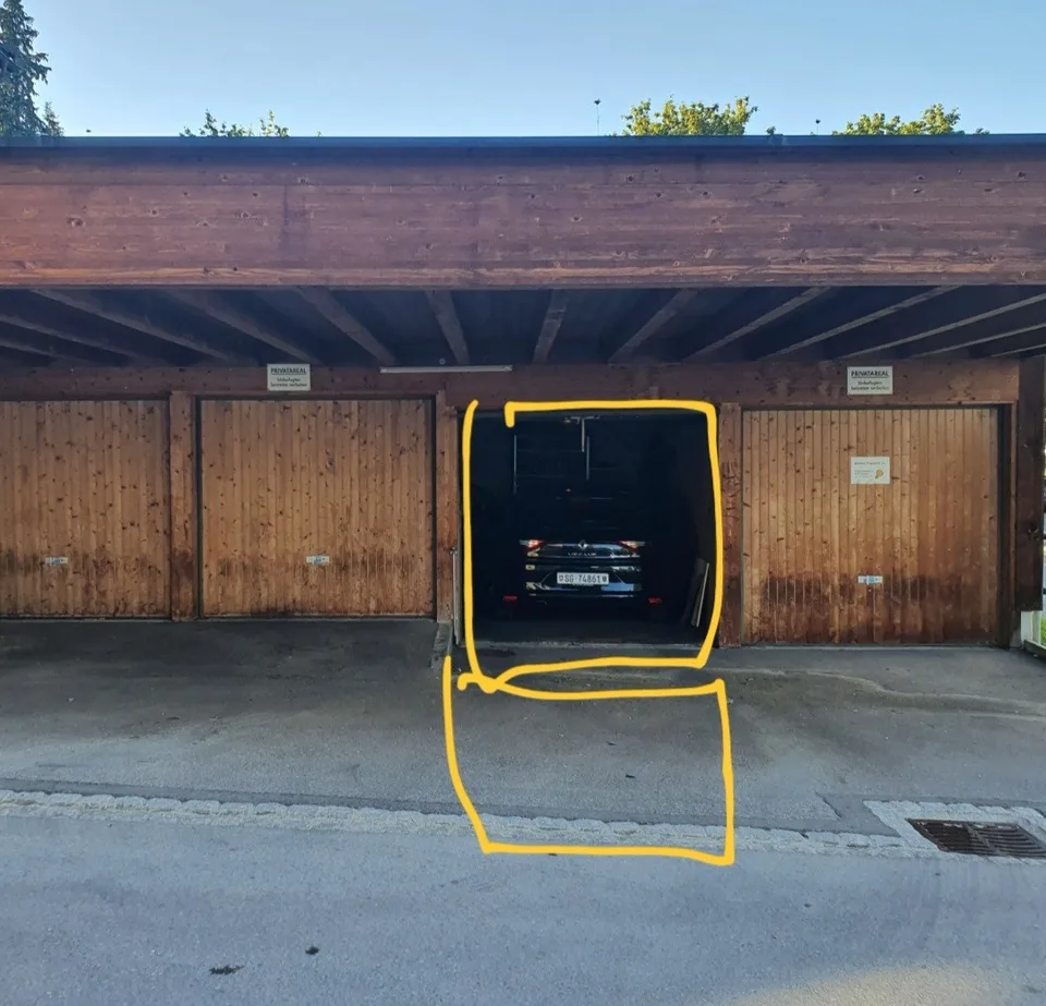 Garage+Parkplatz