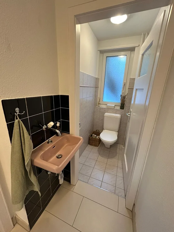Charmante 4.5 Zimmer-Wohnung mit Balkon über St. Gallen und doch zentral