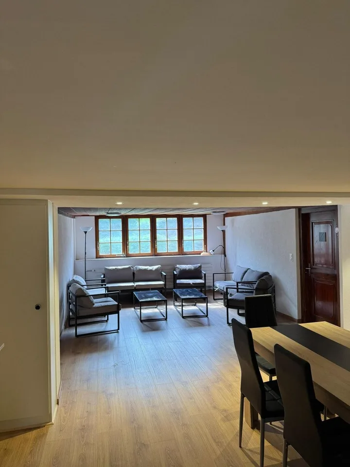 Heimeliges, möbliertes WG-Zimmer mit Garten für Studenten