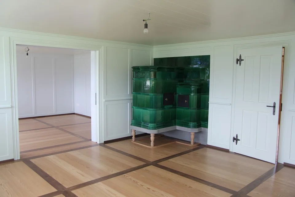 Grosszügige Bauernhaus-Wohnung mit tollem Ausblick
