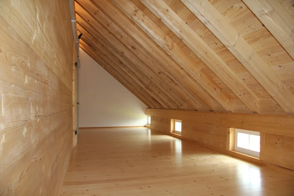 Grosszügige Bauernhaus-Wohnung mit tollem Ausblick