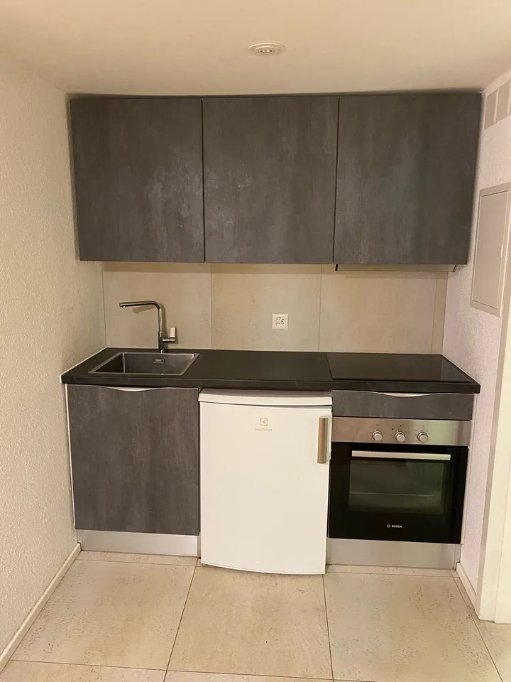 Charmante, möblierte 2-Zimmer-Wohnung mit Balkon in Rorschach