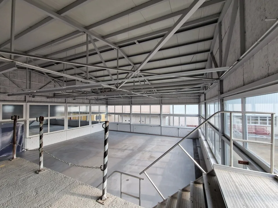 Werkplatz Altenrhein - Grosszügige Werkhalle